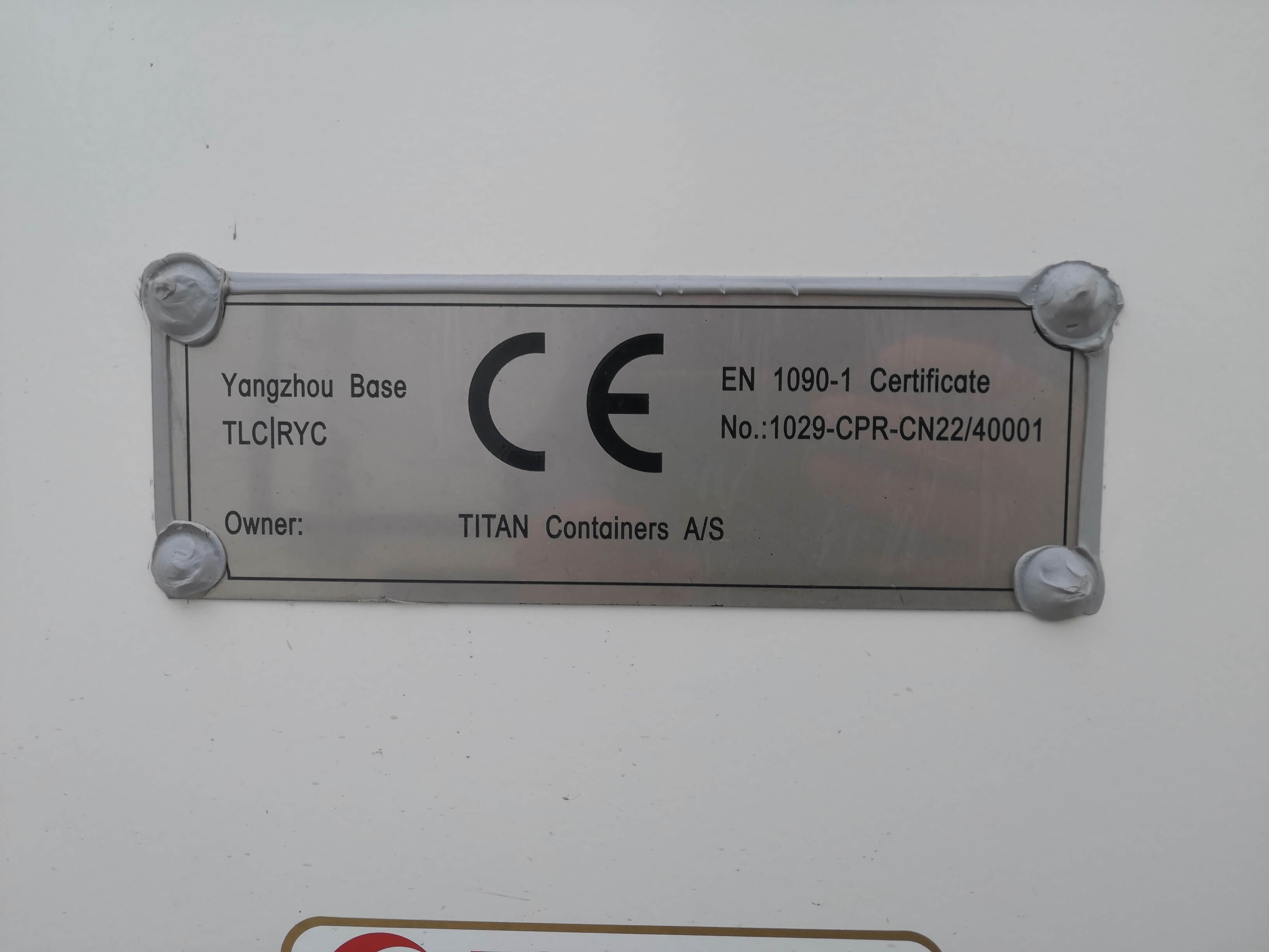 CE plate - ArcticMini Store  - portable cold storage